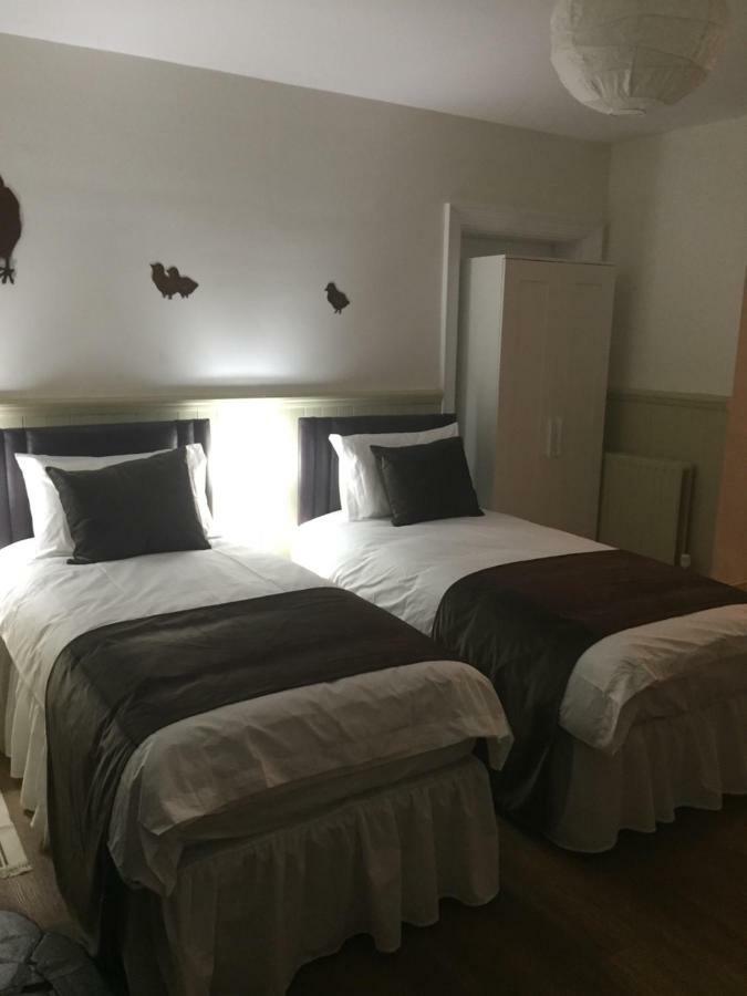 Good Intent Rooms Waltham Abbey Exterior foto